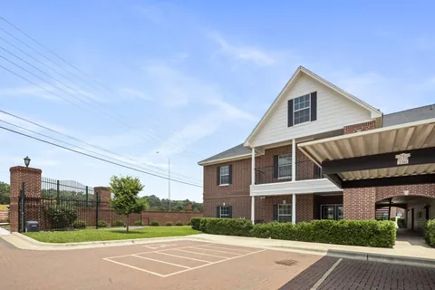 Colonial Crossing photo 3
