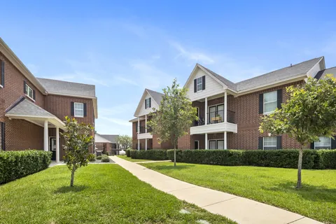 Colonial Crossing photo 8