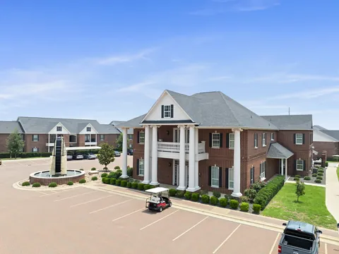 Colonial Crossing photo 11