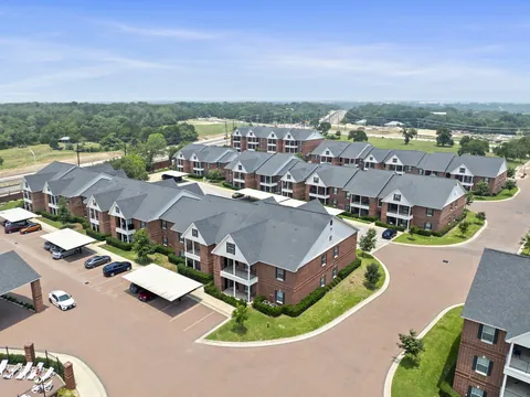 Colonial Crossing photo 17